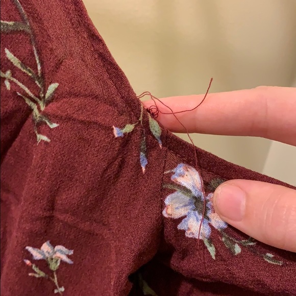 Kendall & Kylie size small floral print romper - Picture 4 of 4